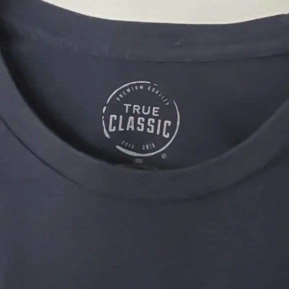True Classic Men's Navy T-Shirt - Size L - Picture 2 of 5